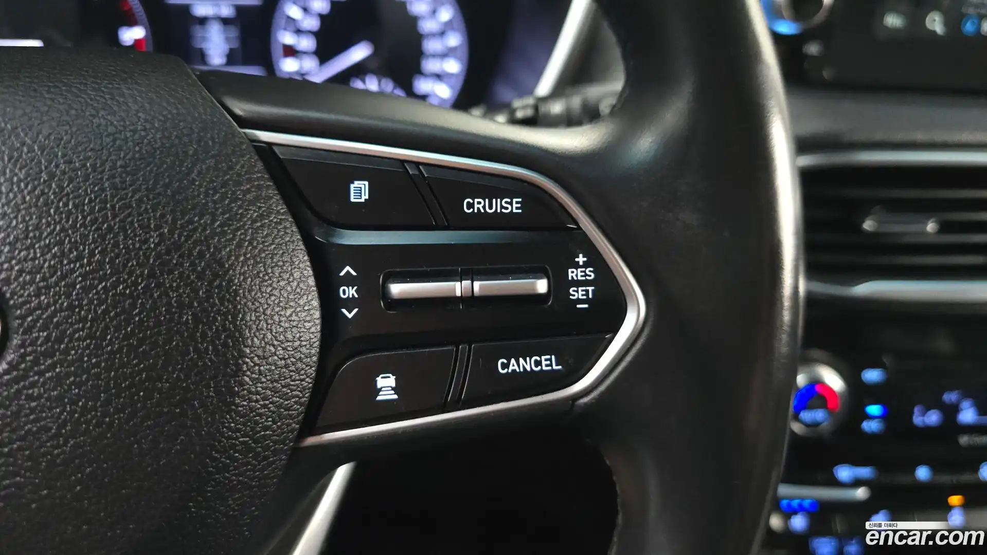 Santafe Hyundai 2018.2-OPTION-022