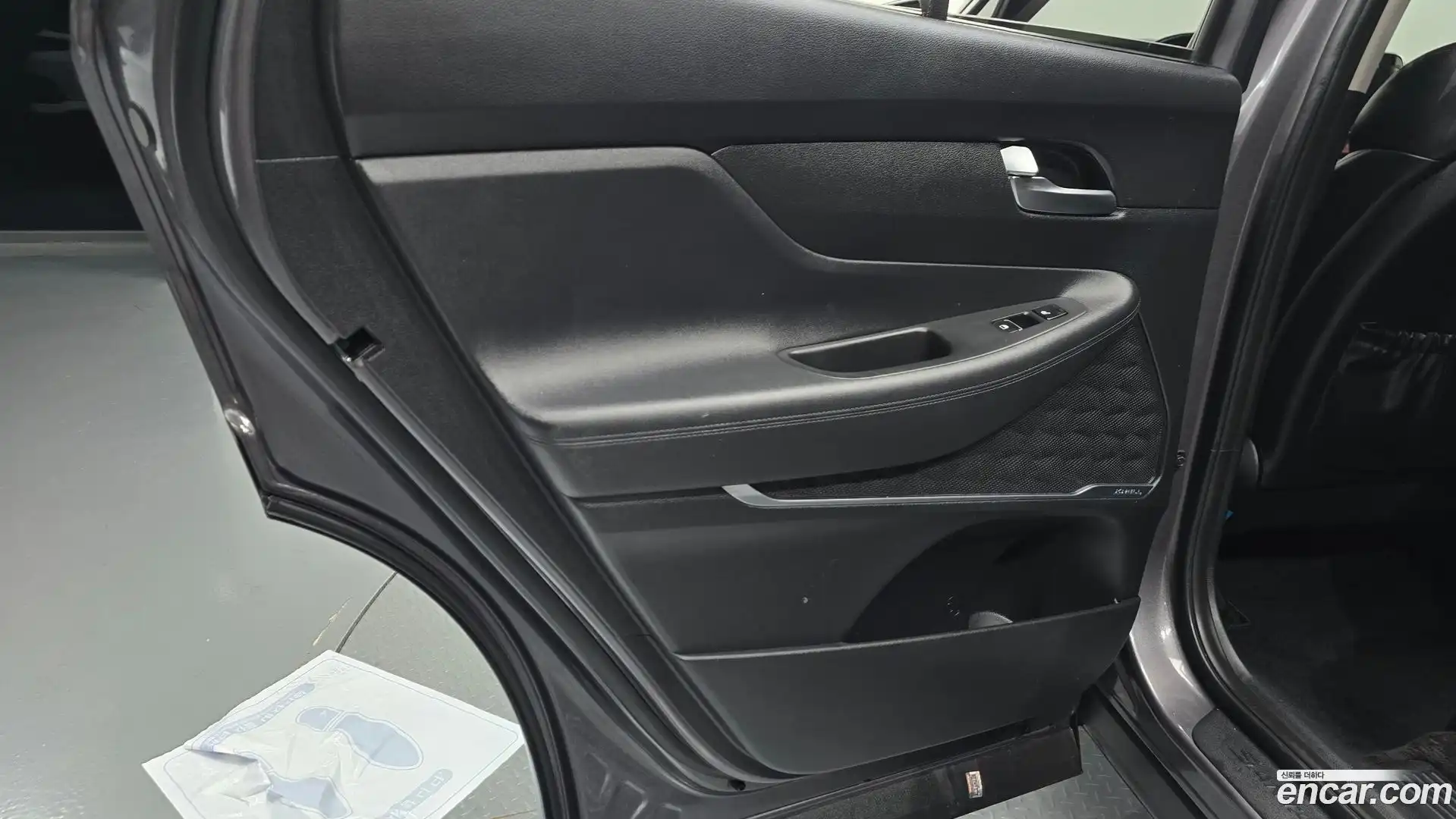 Santafe Hyundai 2018.2-INNER-035