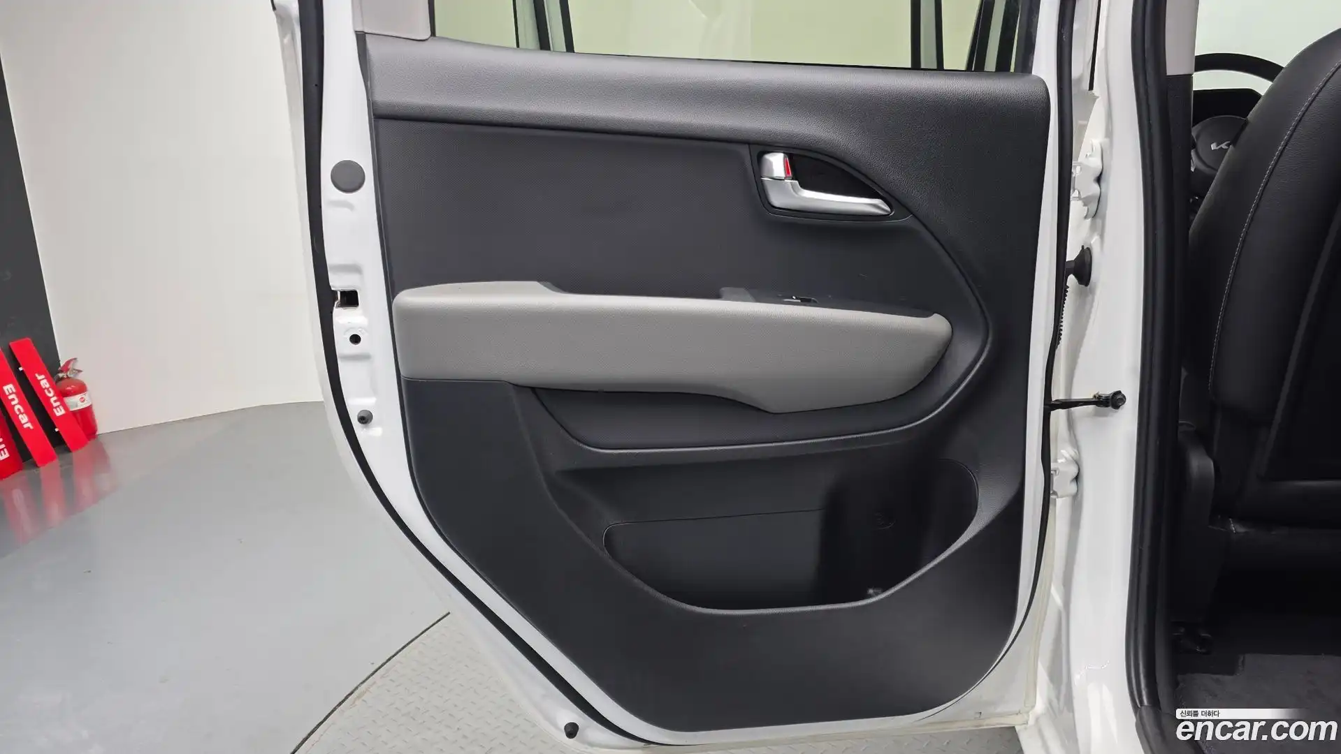 RAY Kia 2023.10-INNER-035