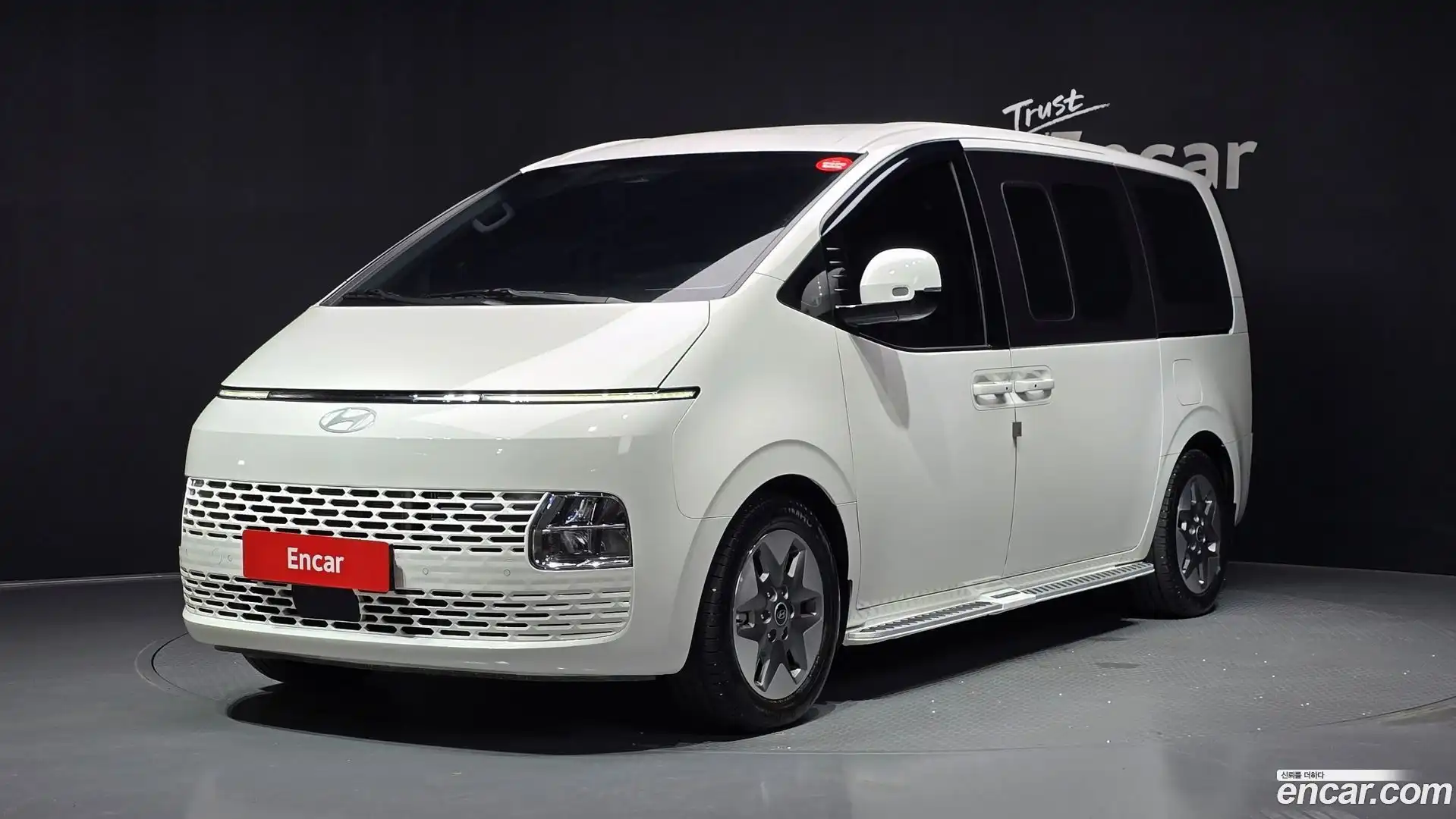 Staria Hyundai 2025.1-OUTER-001