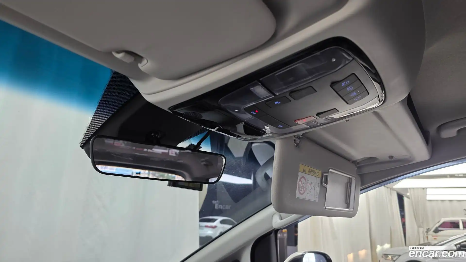 Staria Hyundai 2025.1-OPTION-022
