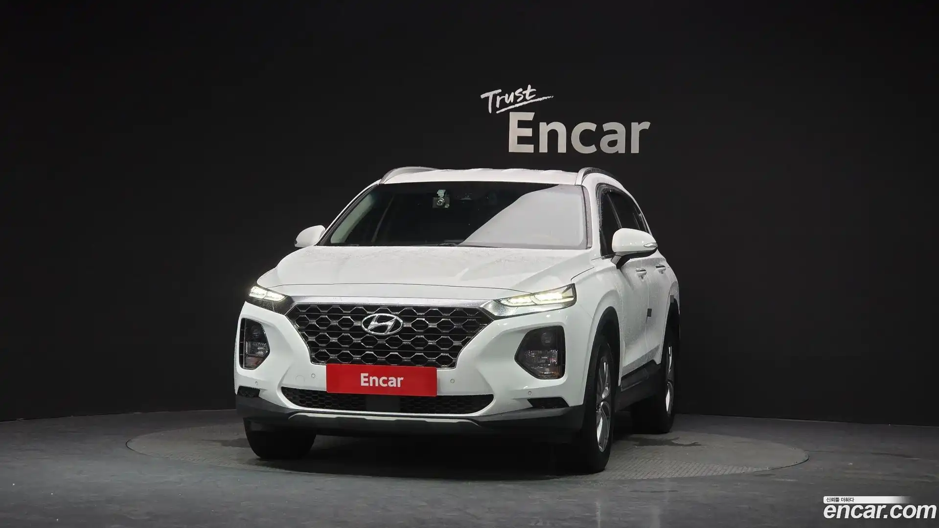 Santafe Hyundai 2020.2-OUTER-003