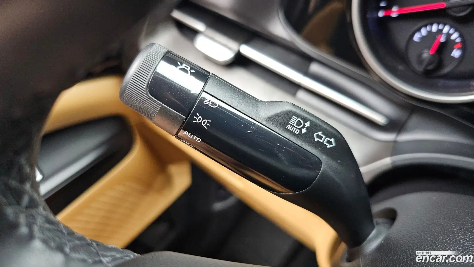 Canival Kia 2022.10-OPTION-041