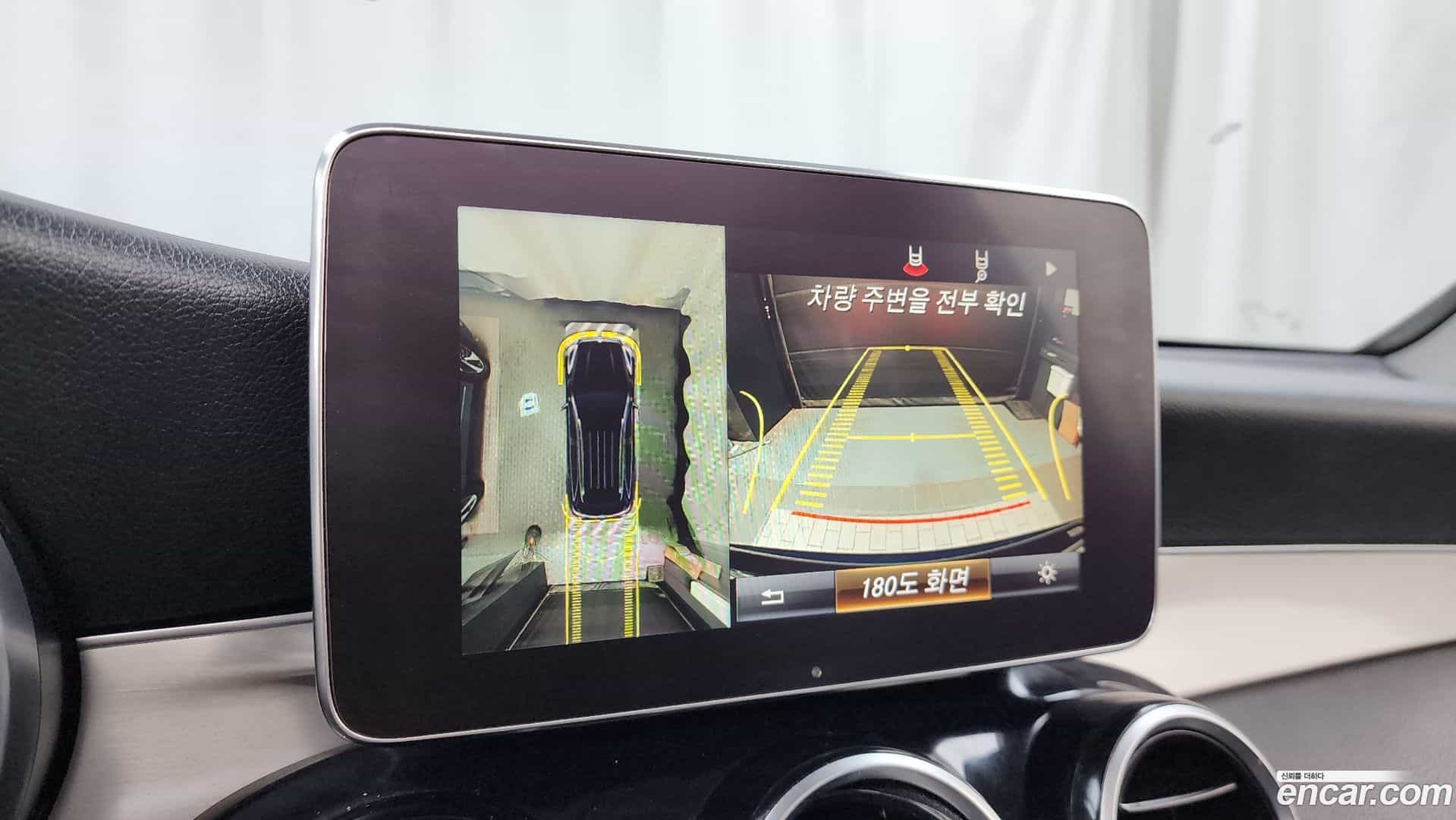 GLC-Class Mercedes-Benz 2018.10-OPTION-019
