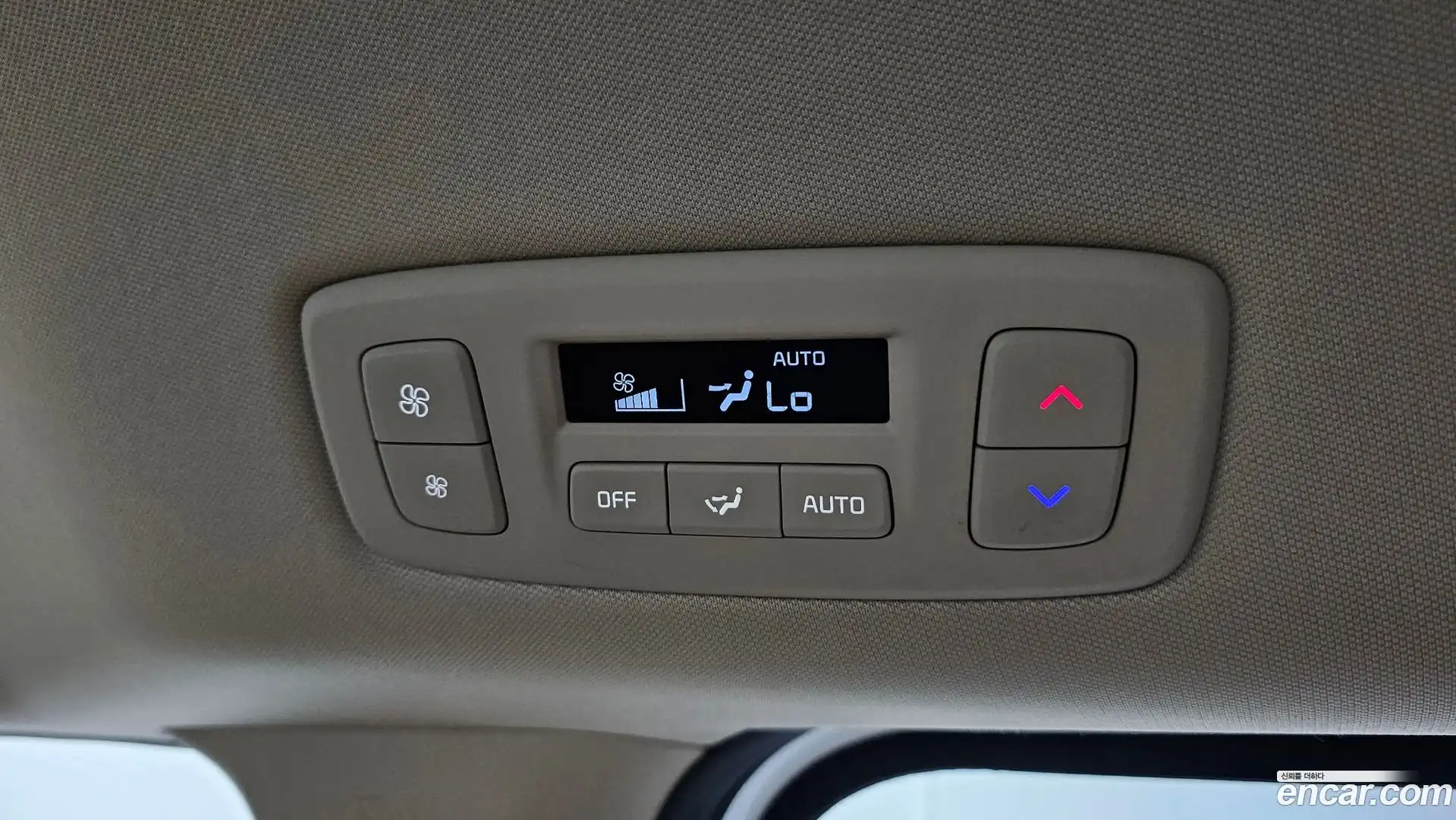 Canival Kia 2022.6-OPTION-044