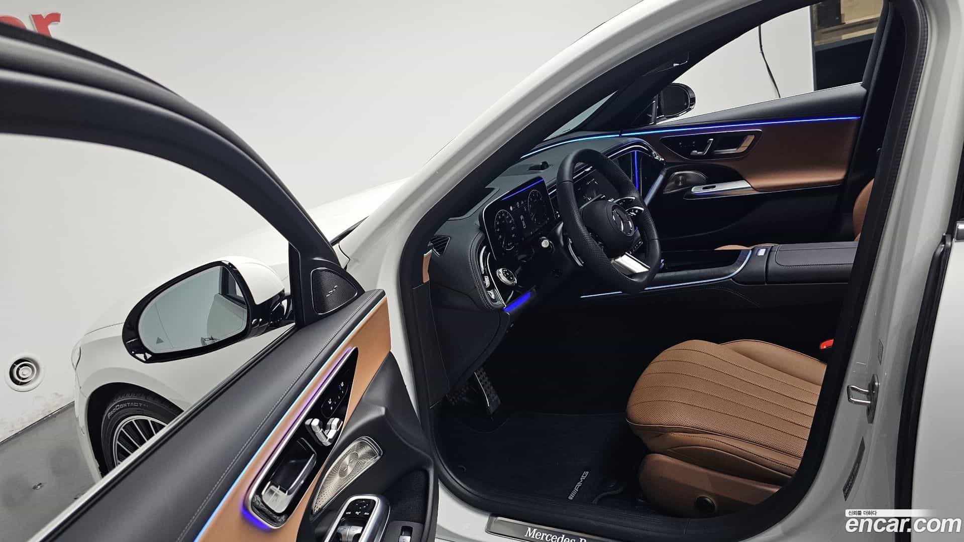 E-Class Mercedes-Benz 2025.6-INNER-010