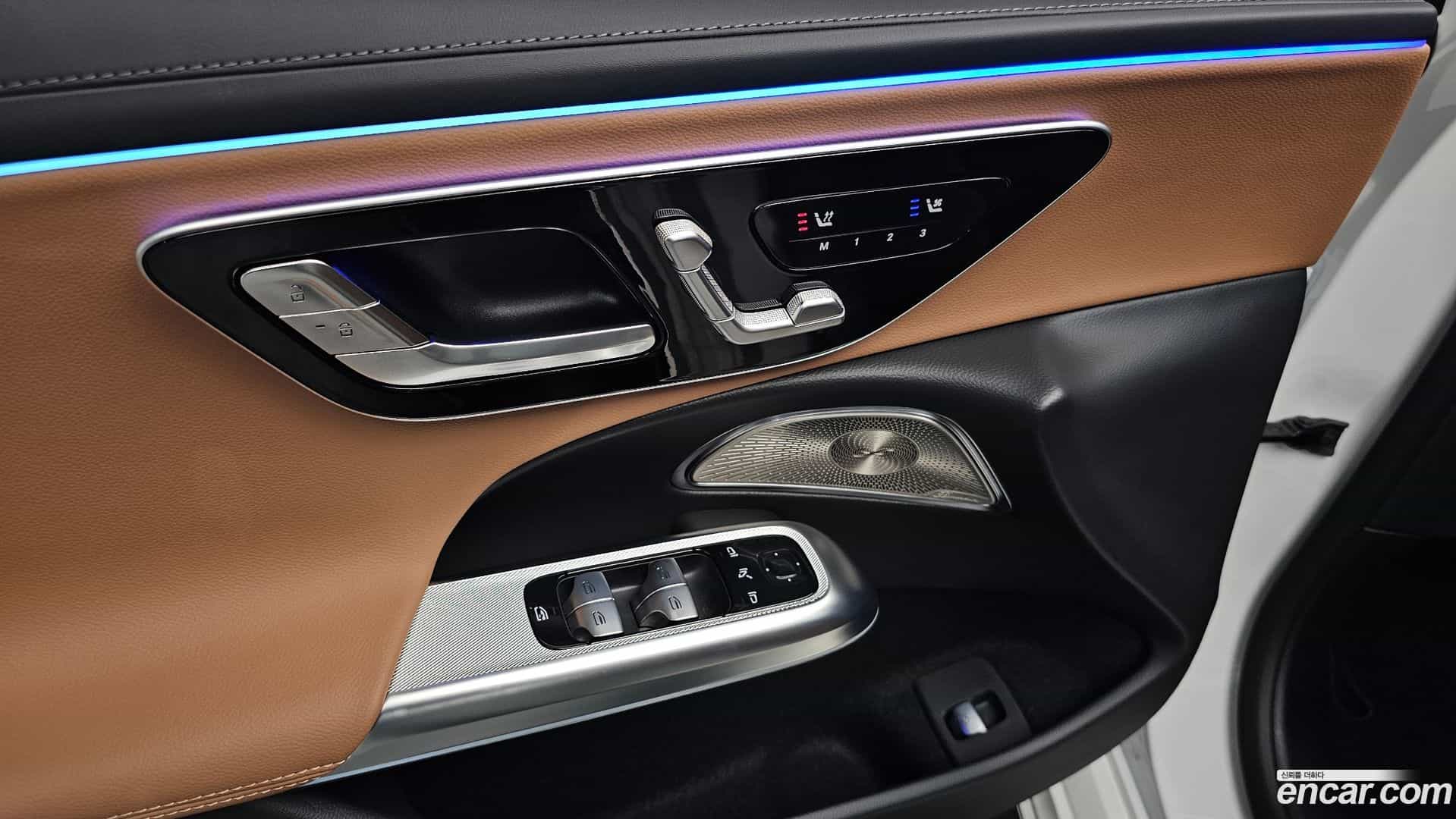 E-Class Mercedes-Benz 2025.6-OPTION-042
