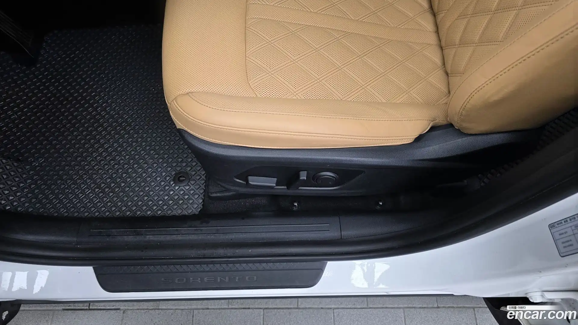Sorento Kia 2020.6-OPTION-044