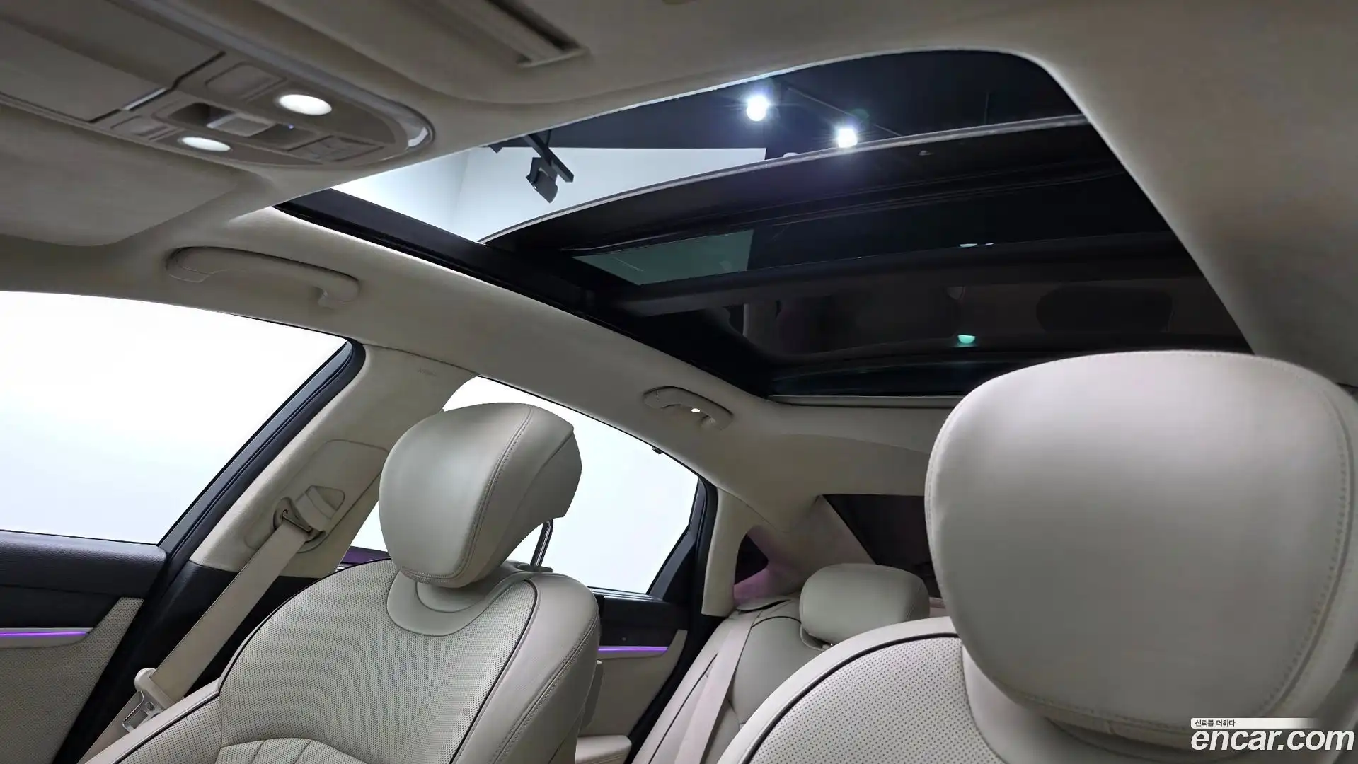 Genesis Hyundai 2015.3-OPTION-023
