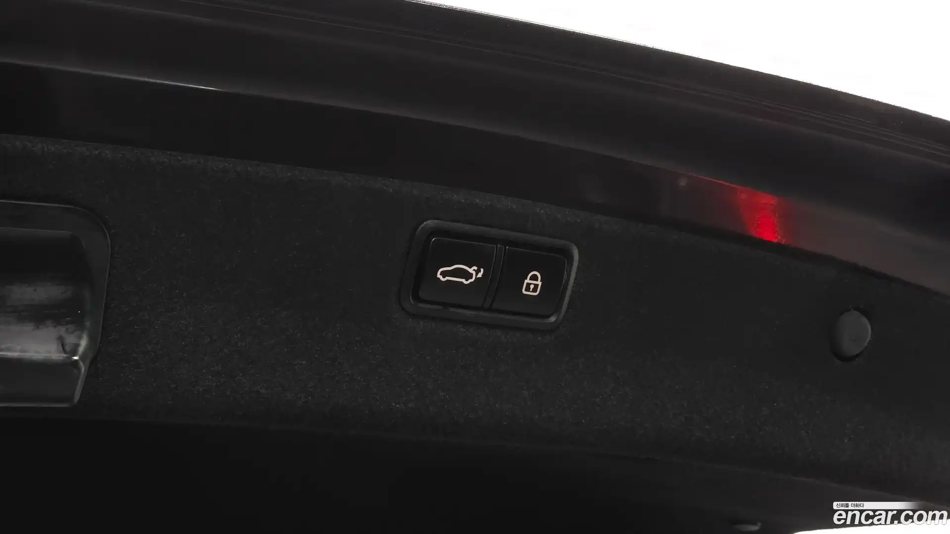 Genesis Hyundai 2015.3-OPTION-024