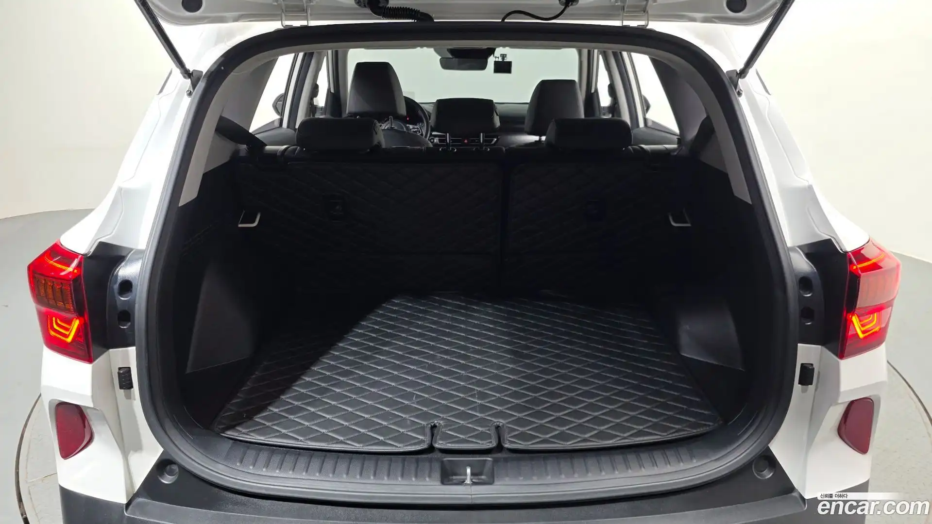 Seltos Kia 2021.6-OPTION-024