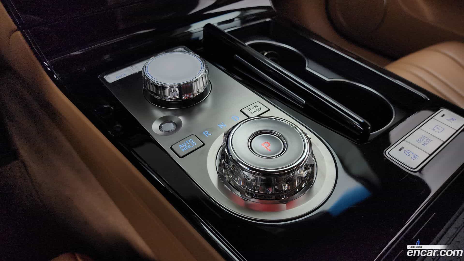G80 Genesis 2024.0-INNER-009