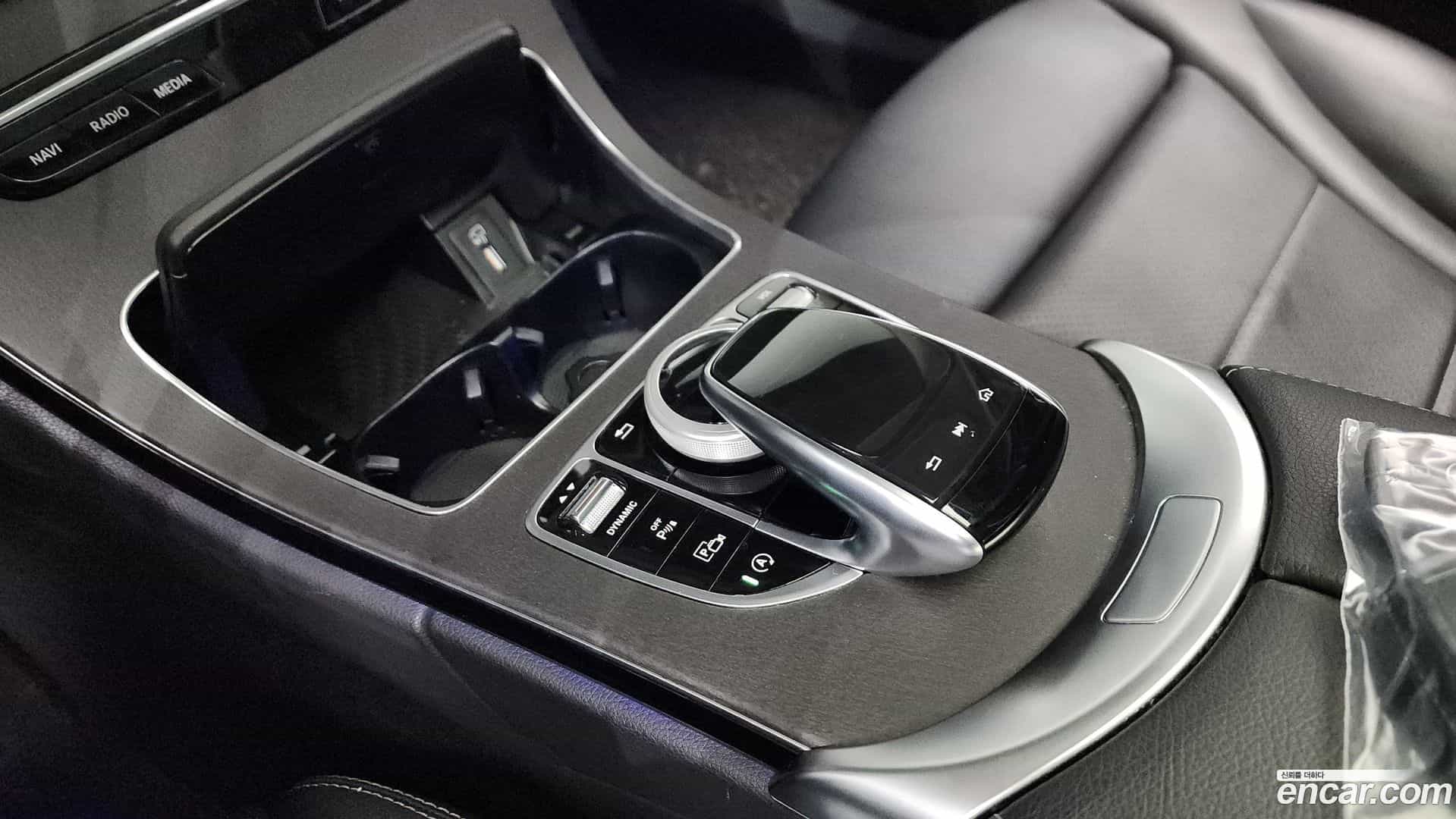C-Class Mercedes-Benz 2021.5-OPTION-040