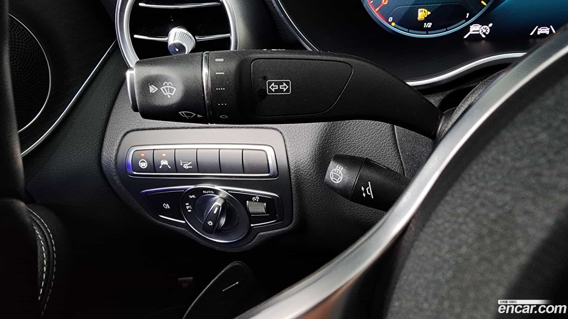 C-Class Mercedes-Benz 2021.5-OPTION-048
