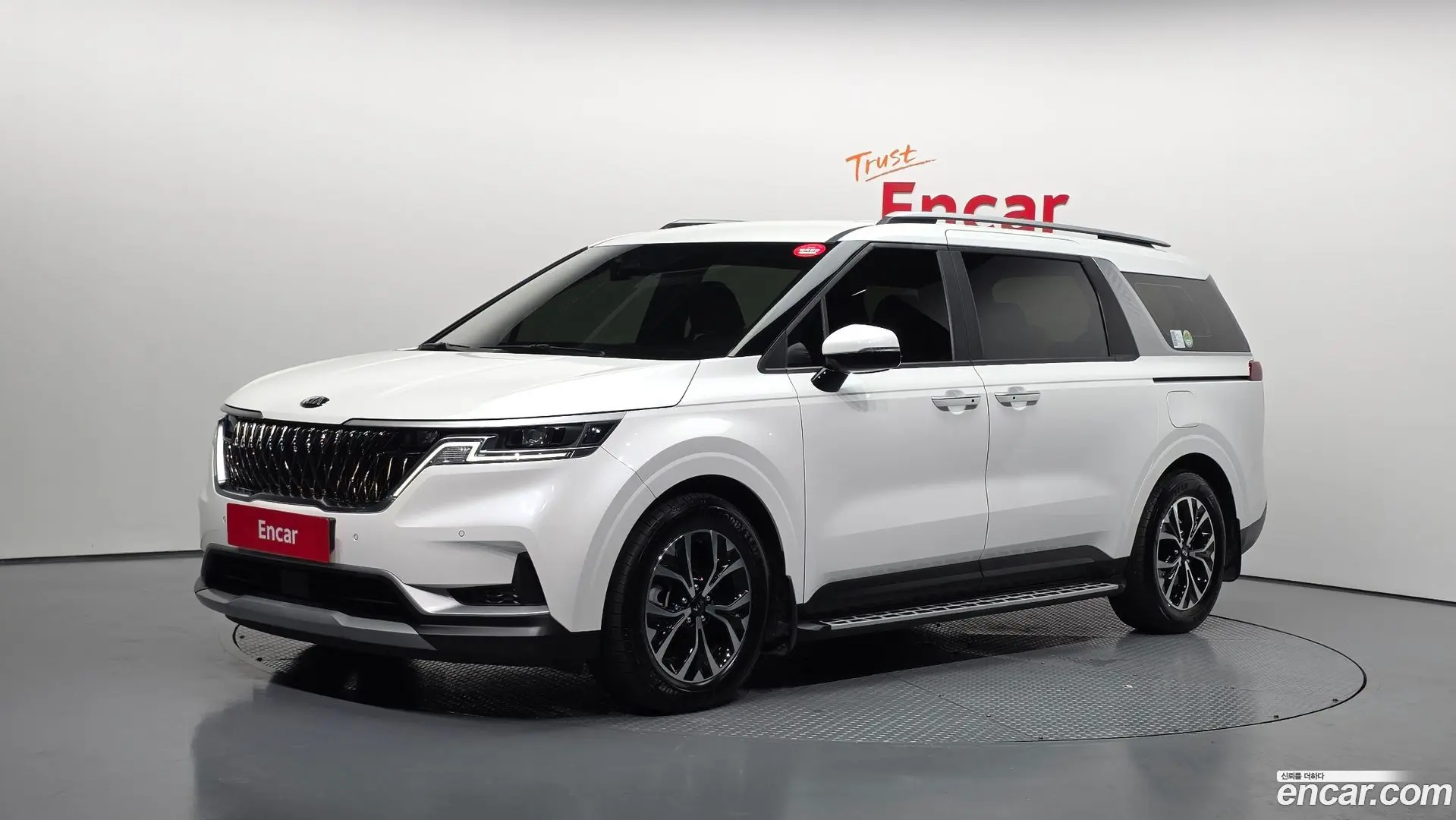 Main__Slider__Photo:Canival Kia 2021.6-0
