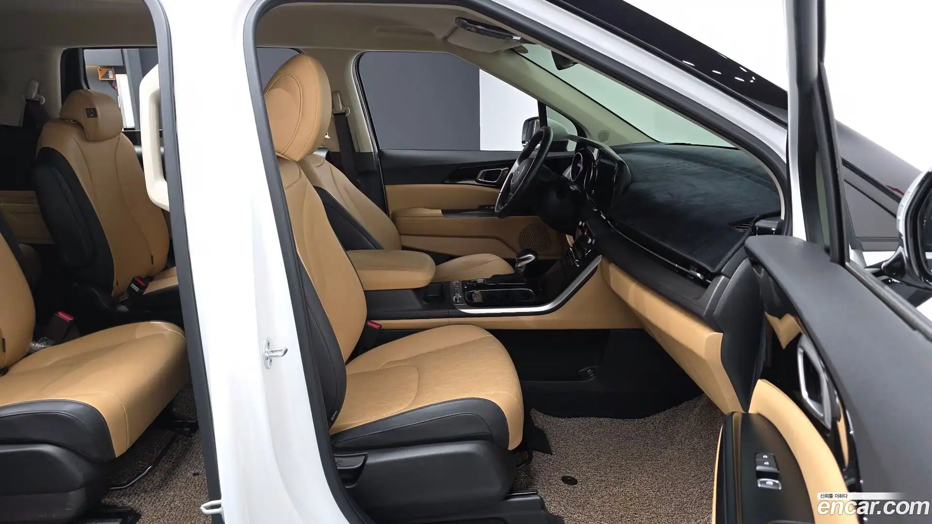 Canival Kia 2021.6-OPTION-015