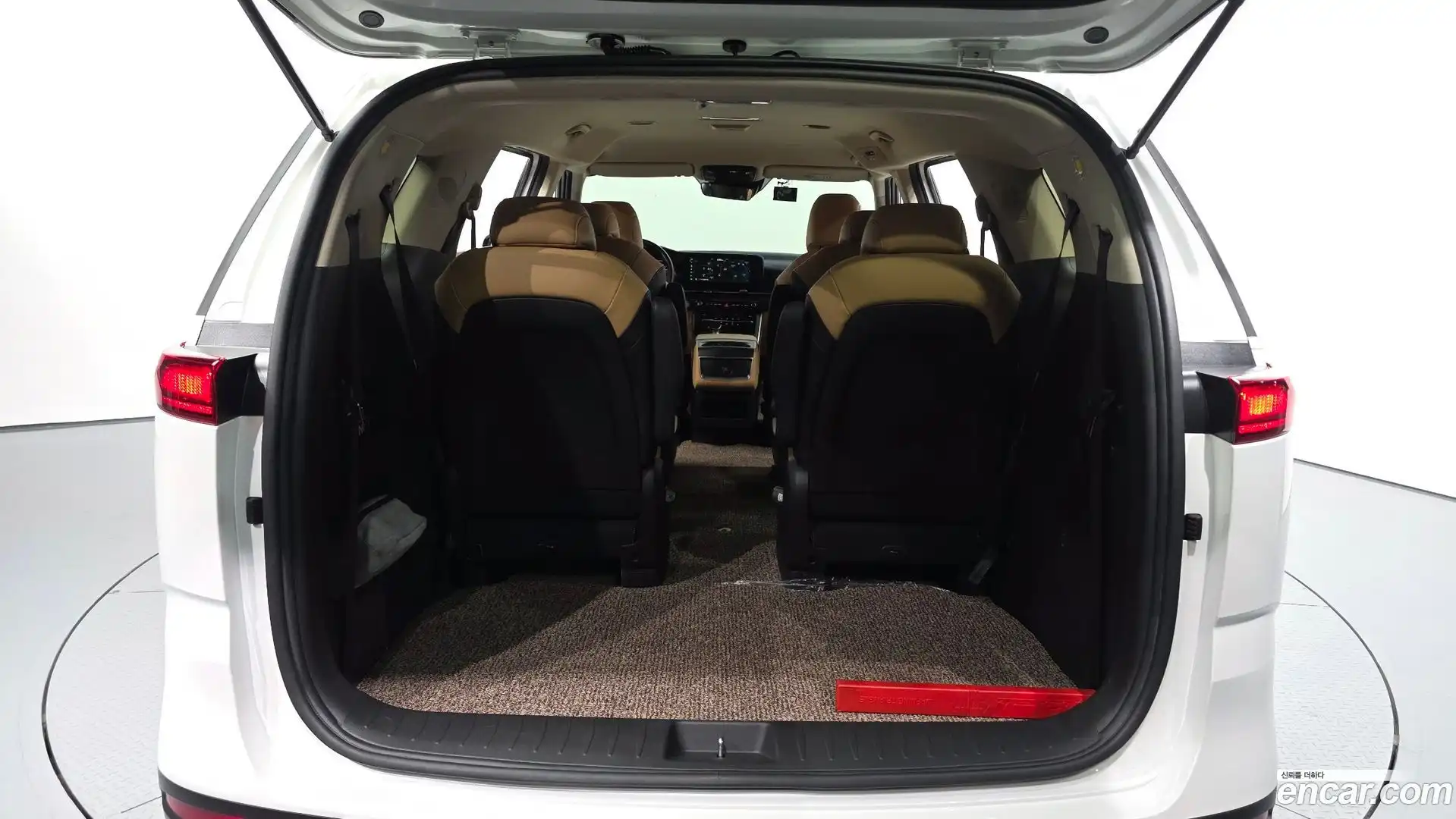 Canival Kia 2021.6-OPTION-024