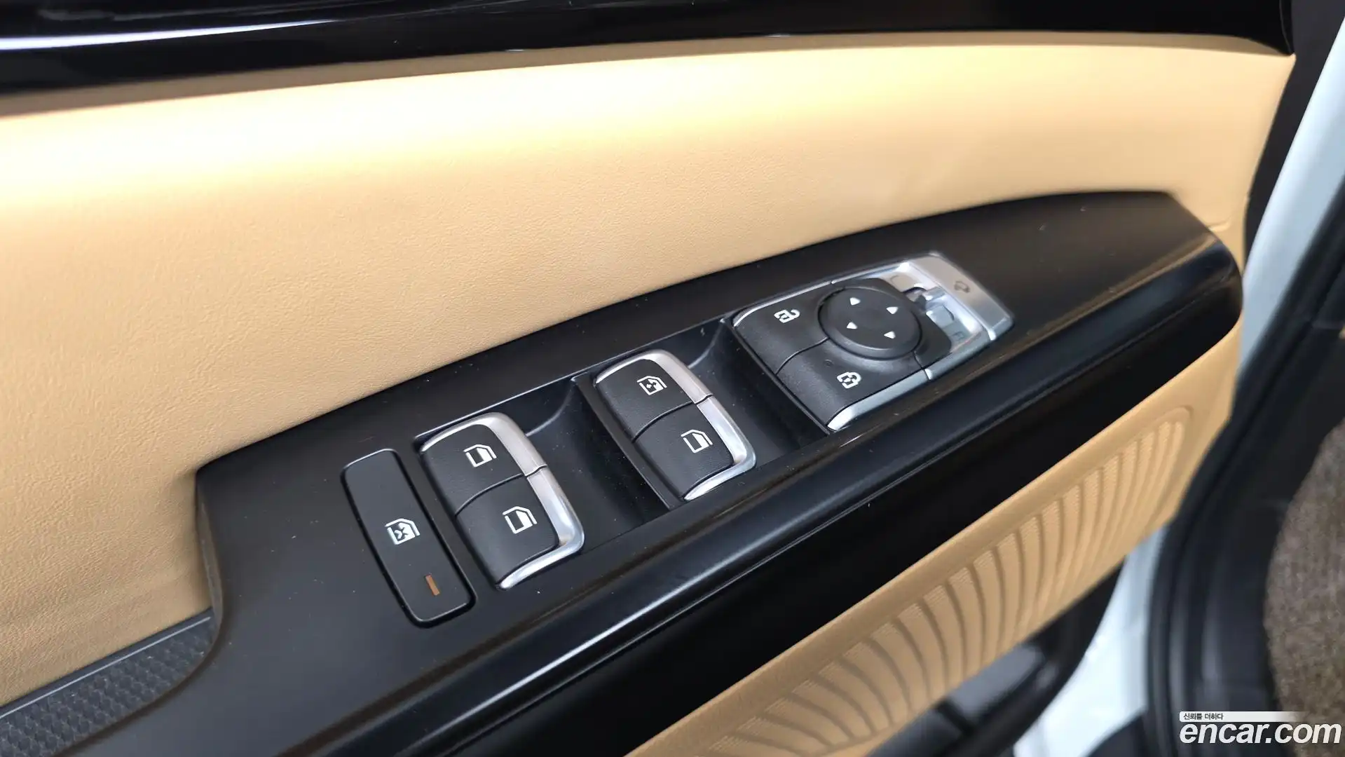 Canival Kia 2021.6-OPTION-043