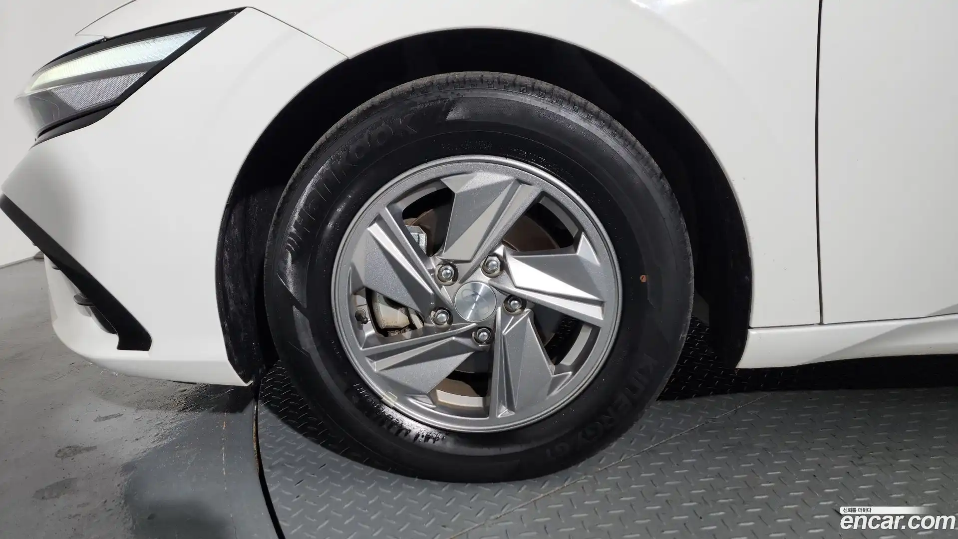 AVANTE Hyundai 2024.6-OUTER-005