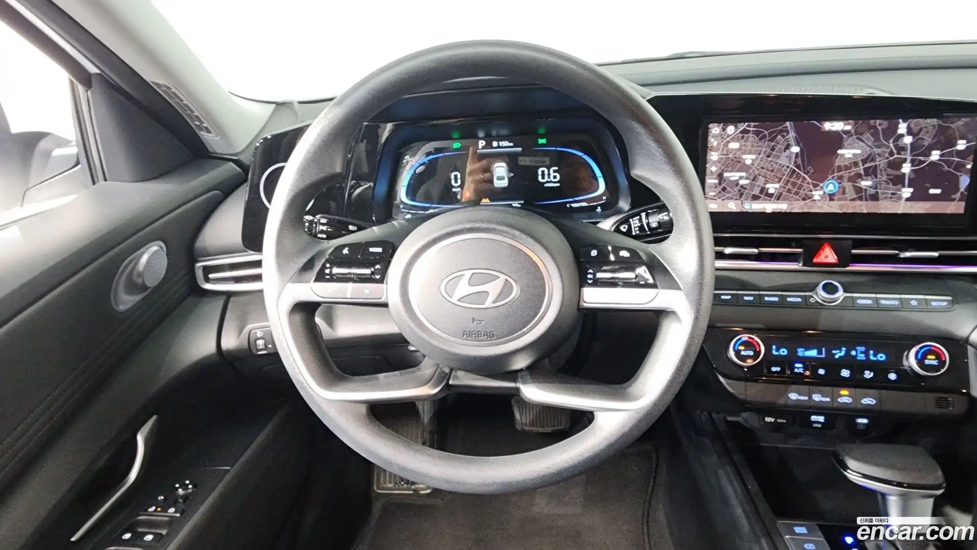AVANTE Hyundai 2024.6-OPTION-017
