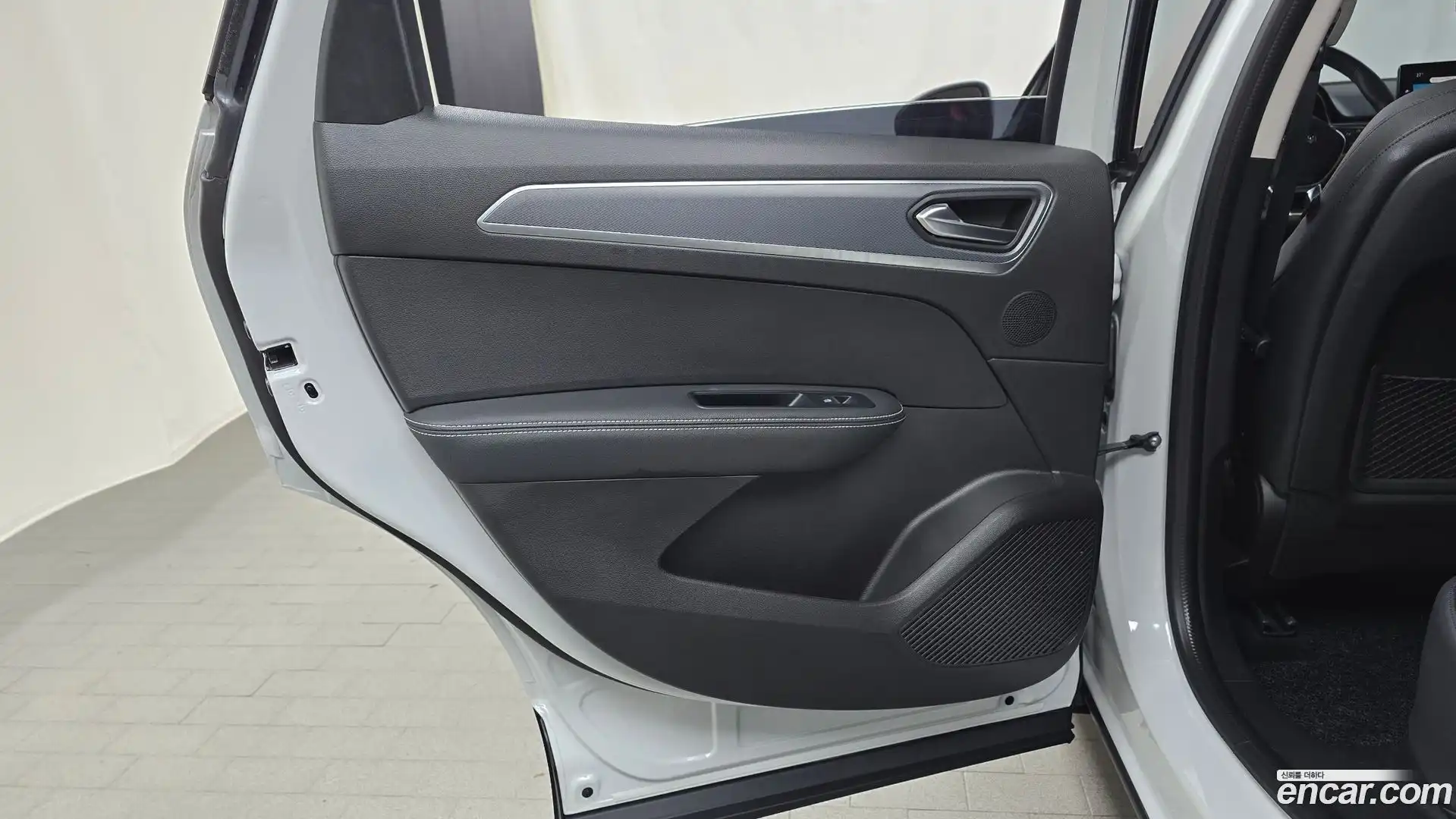 XM3 Renault Korea 2022.6-INNER-035