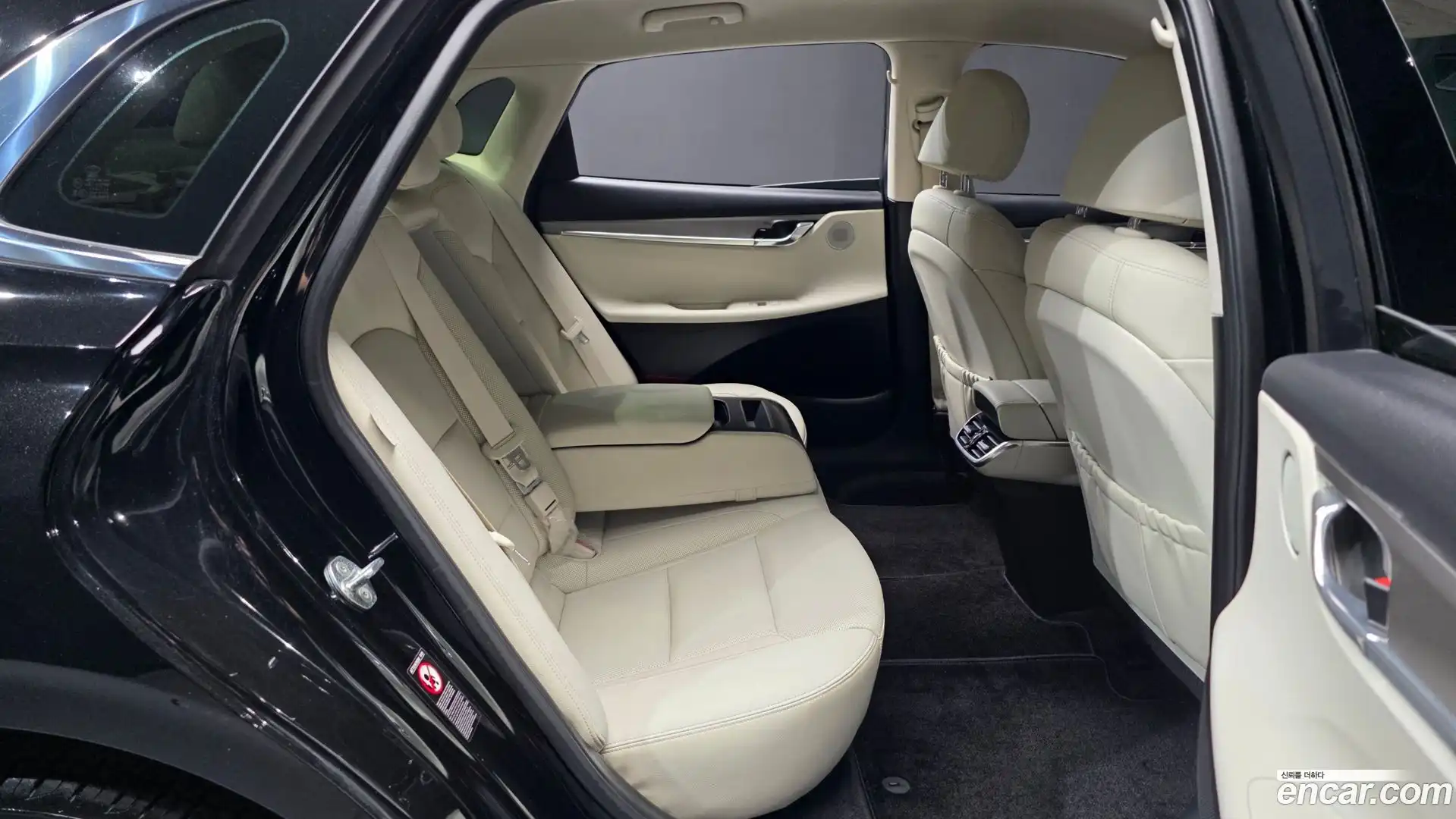 Grandeur Hyundai 2022.4-OPTION-016