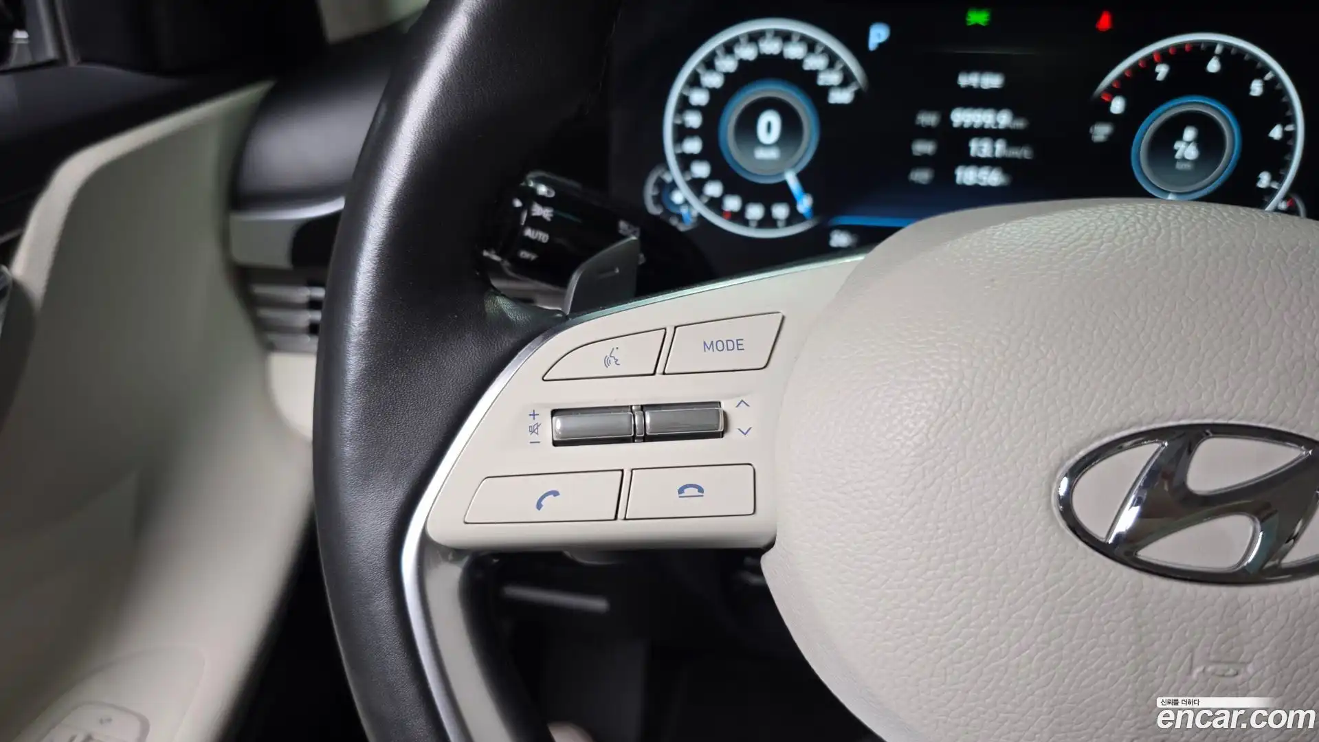Grandeur Hyundai 2022.4-OPTION-045