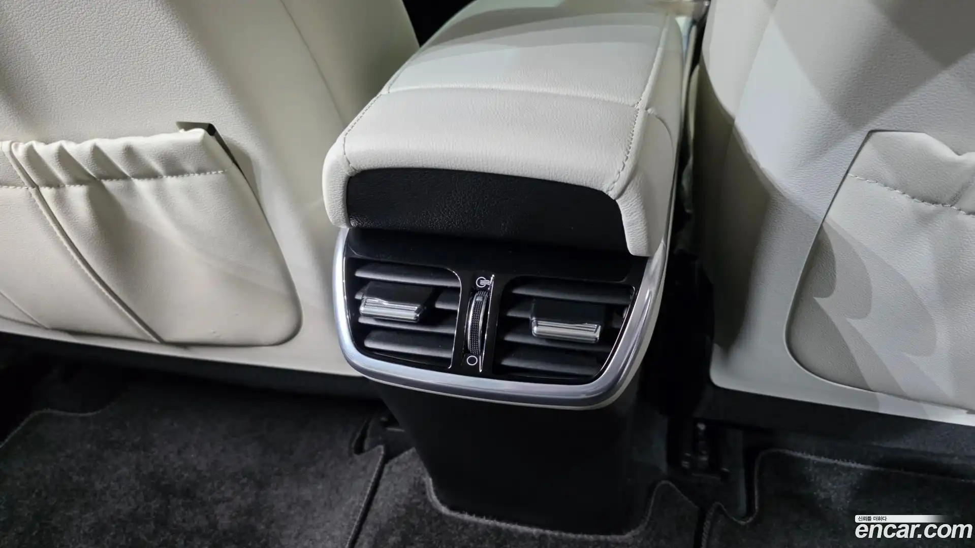 Grandeur Hyundai 2022.4-OPTION-047