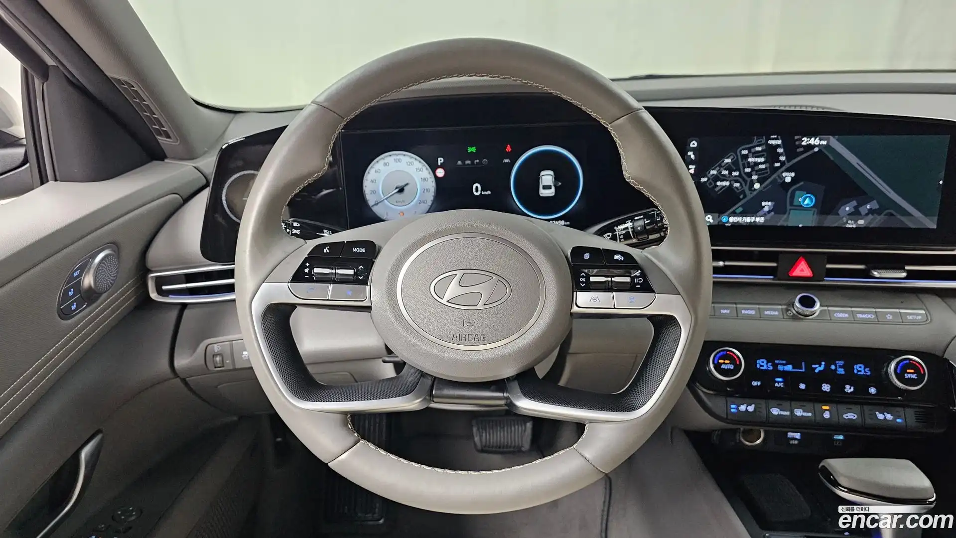 AVANTE Hyundai 2023.11-OPTION-017