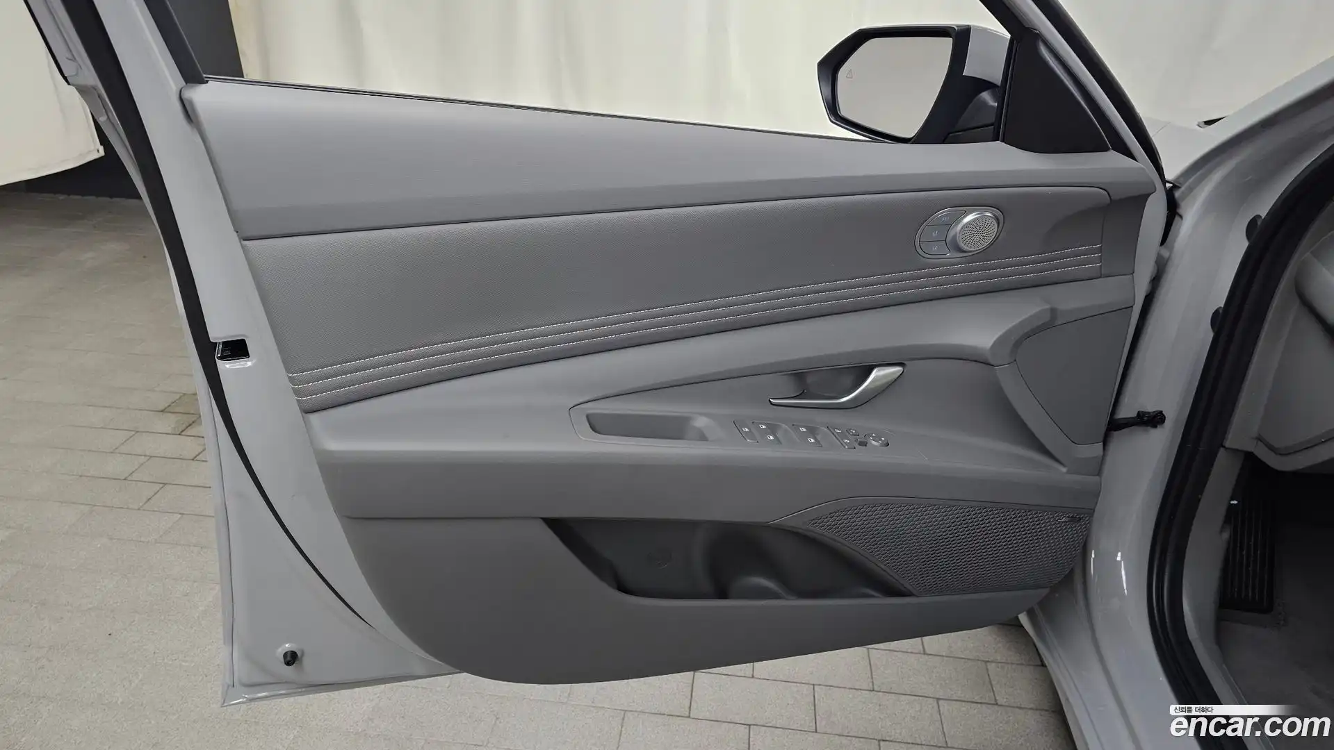 AVANTE Hyundai 2023.11-INNER-034