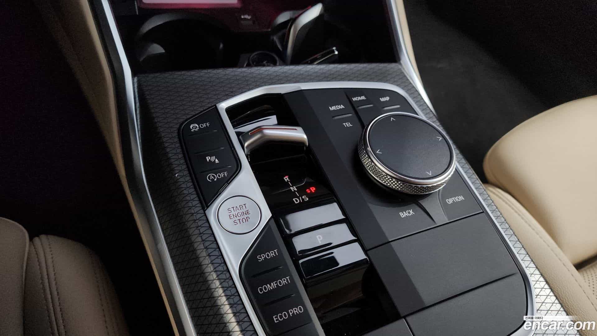 3-Series BMW 2023.7-INNER-009