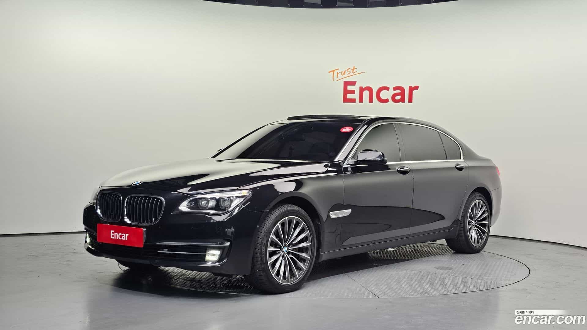 7-Series BMW 2012.11-OUTER-001