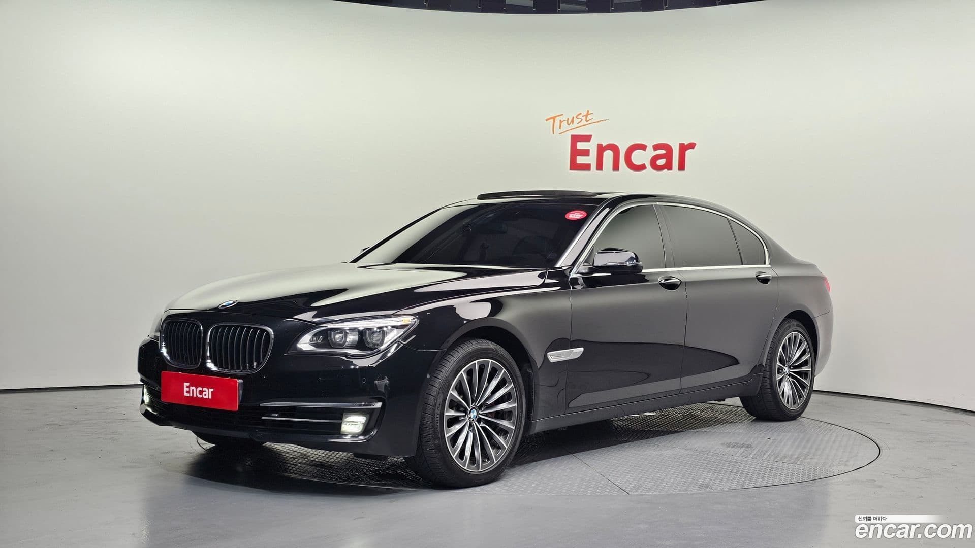Main__Slider__Photo:7-Series BMW 2012.11-0