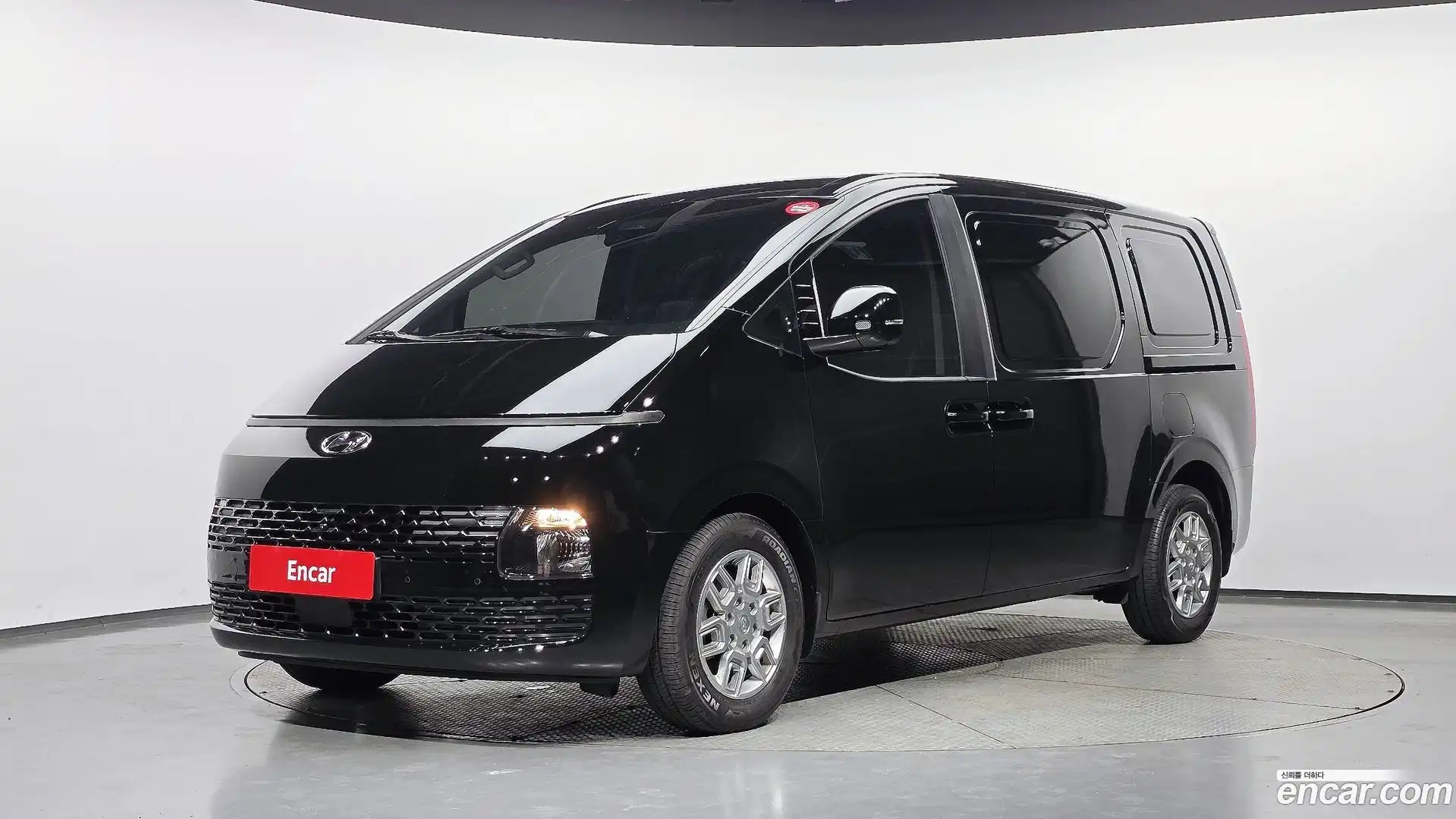 Staria Hyundai 2023.2-OUTER-001