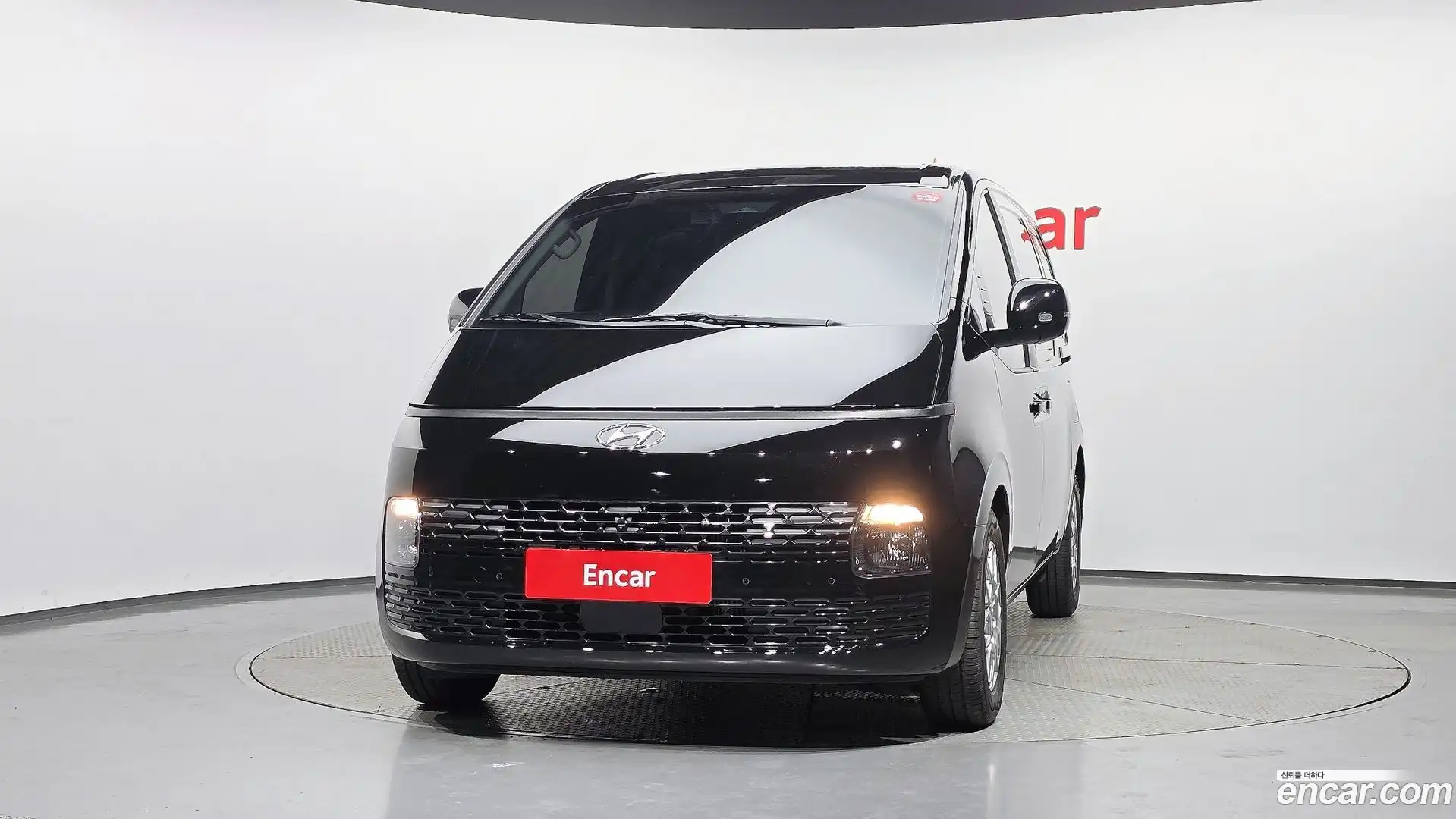 Staria Hyundai 2023.2-OUTER-003