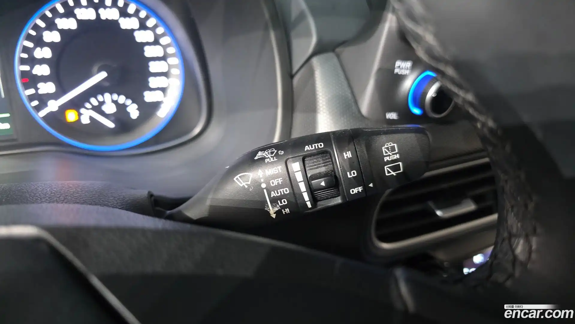 Kona Hyundai 2017.8-OPTION-018