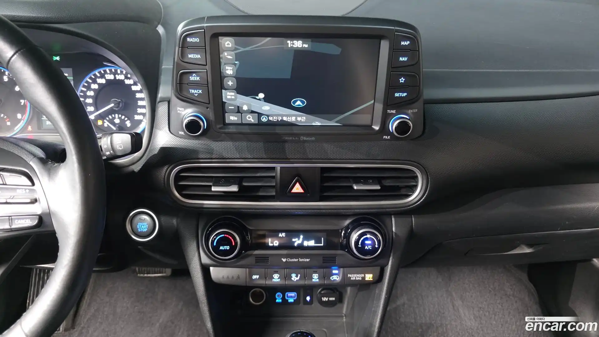 Kona Hyundai 2017.8-OPTION-020
