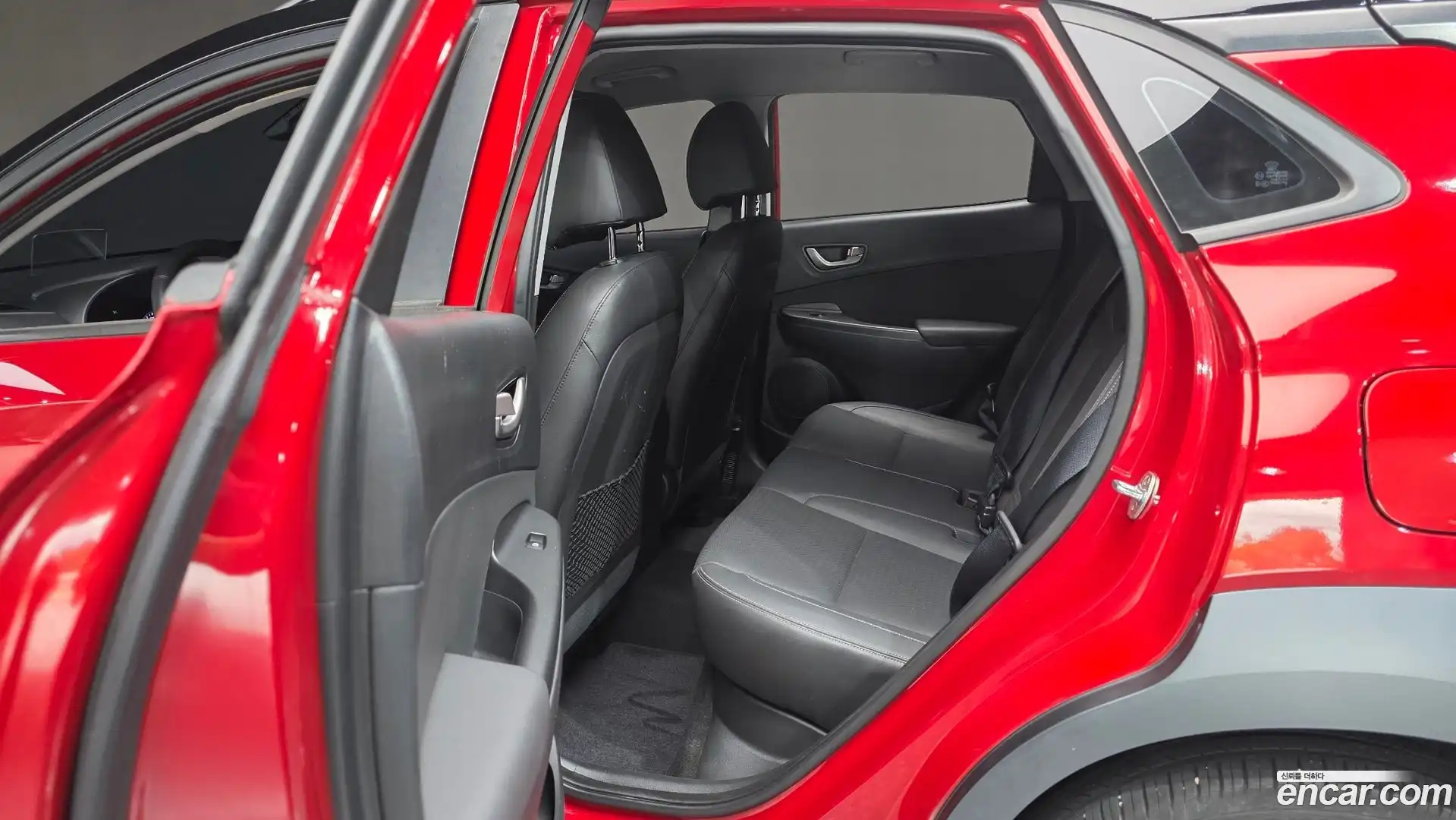 Kona Hyundai 2017.8-OPTION-040