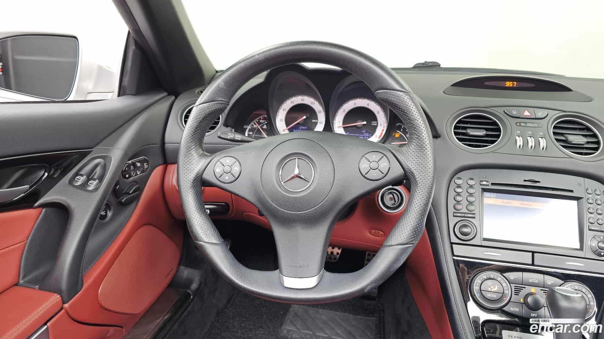 SL-Class Mercedes-Benz 2009.11-OPTION-017
