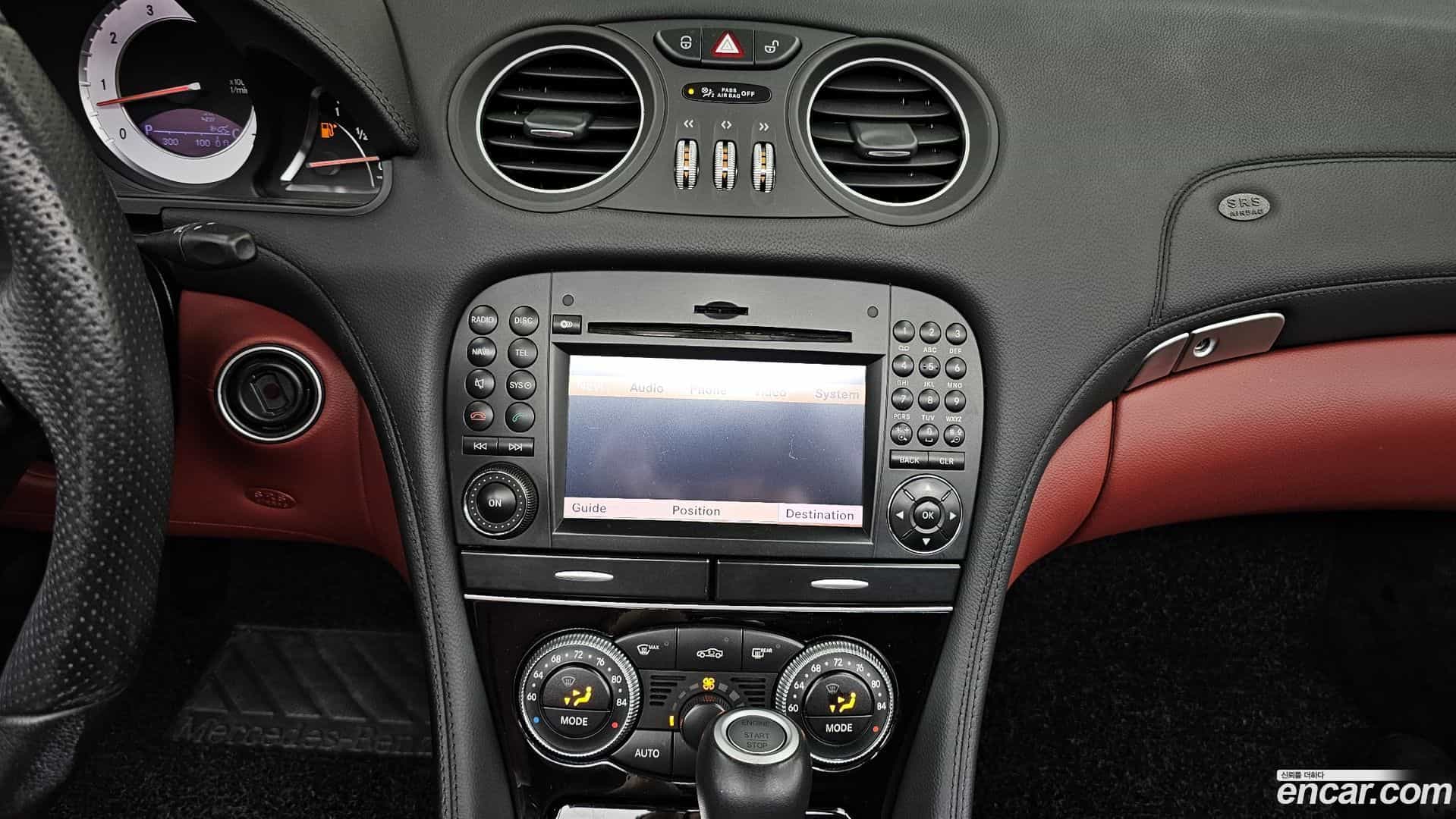 SL-Class Mercedes-Benz 2009.11-OPTION-018