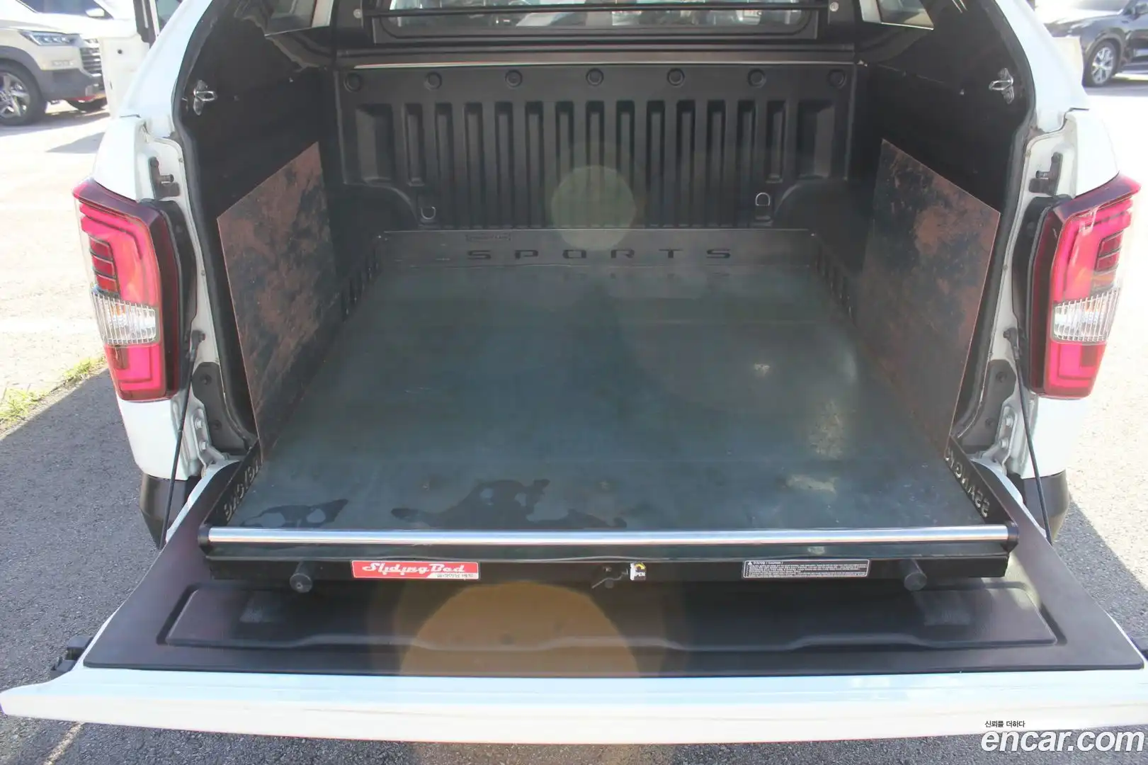 Rexton KG Mobility 2021.8-INNER-010