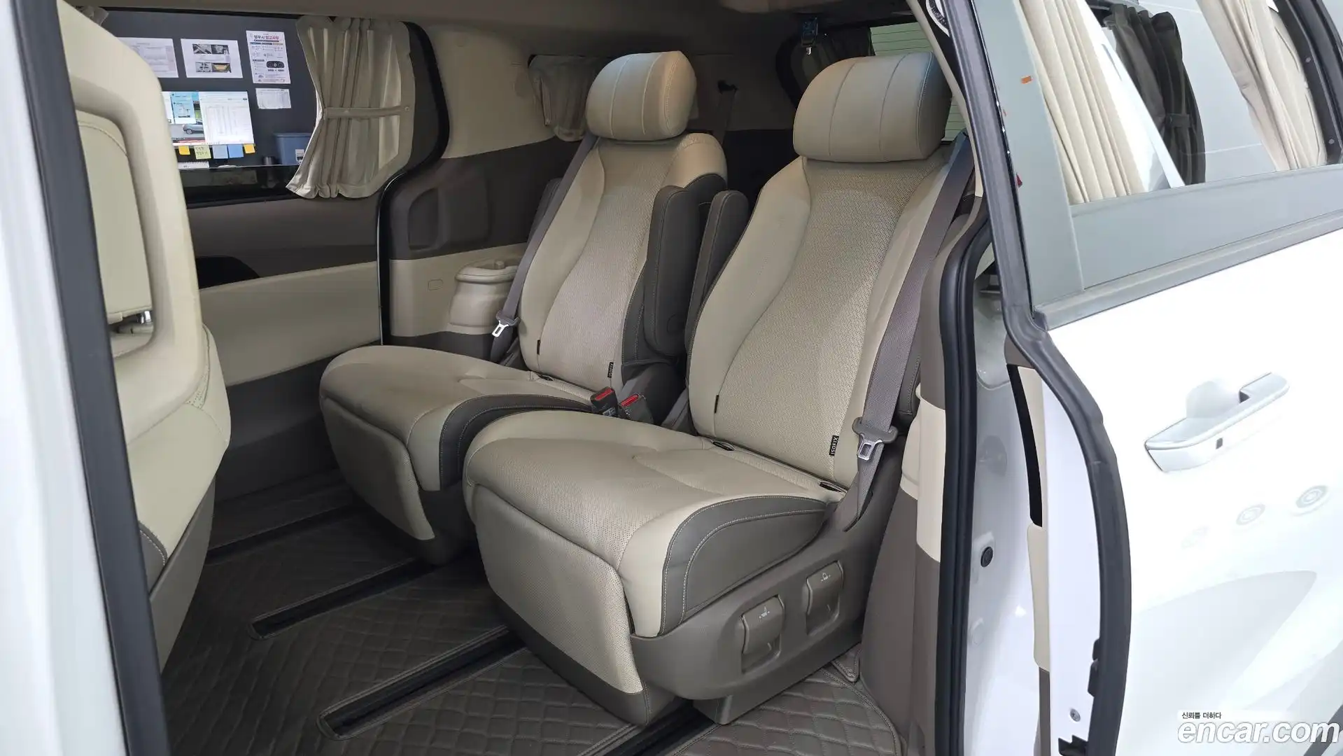 Canival Kia 2021.4-OPTION-015