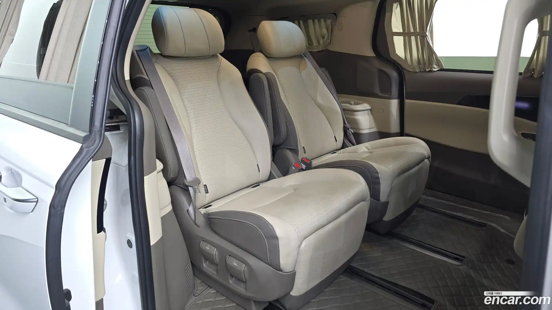 Canival Kia 2021.4-OPTION-016
