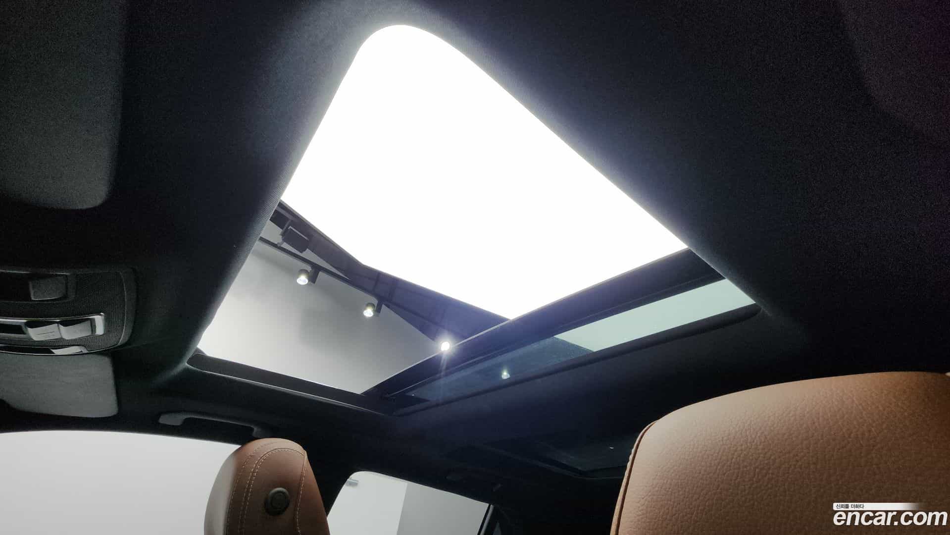 GLE-Class Mercedes-Benz 2017.6-OPTION-021