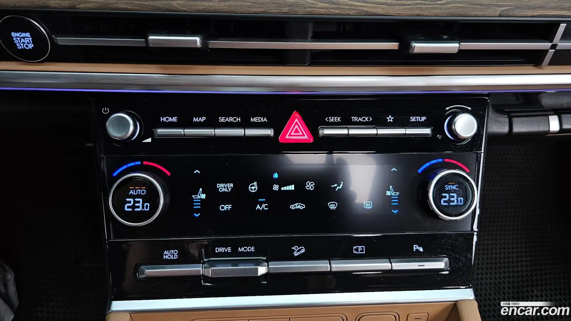 Santafe Hyundai 2024.4-OPTION-043