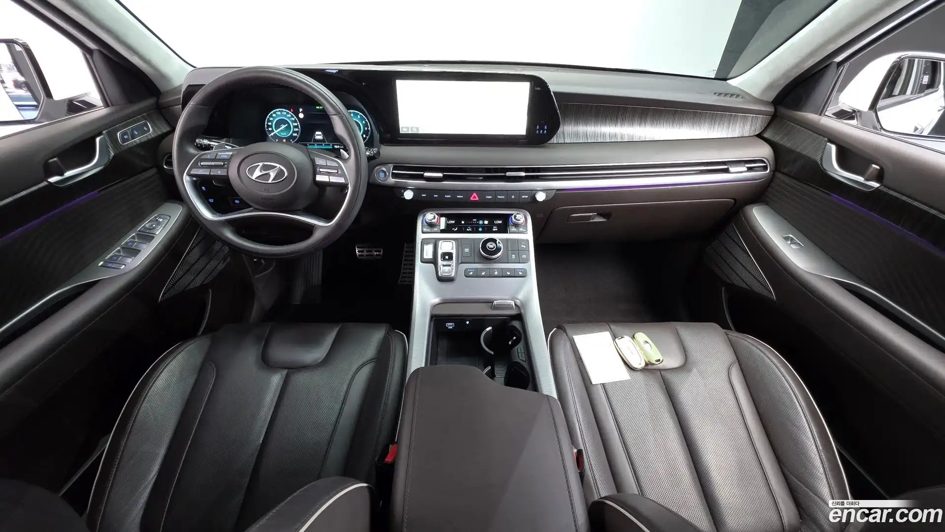 Palisade Hyundai 2023.1-INNER-007