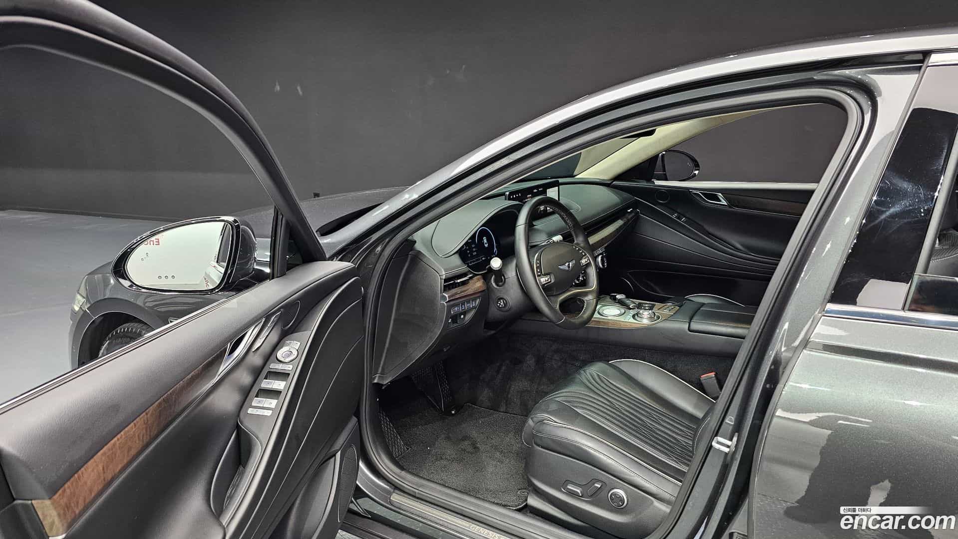 G80 Genesis 2021.3-INNER-010