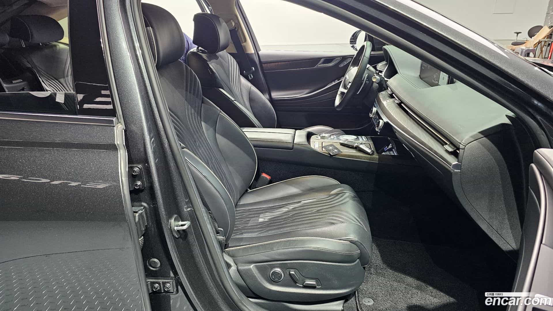 G80 Genesis 2021.3-INNER-036
