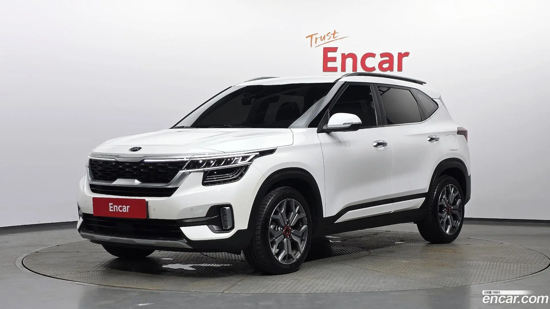 Main__Slider__Photo:Seltos Kia 2019.9-0