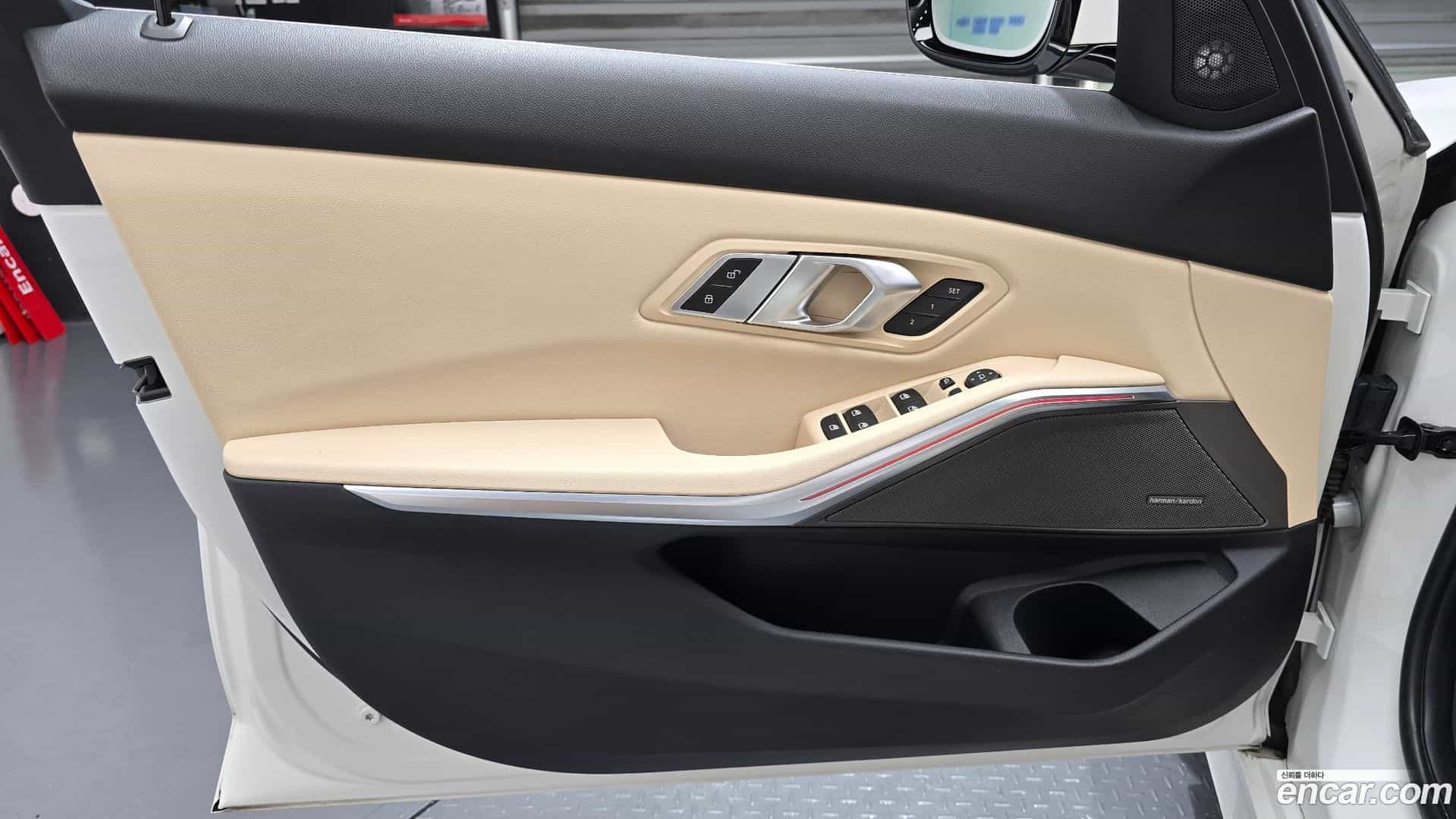 3-Series BMW 2019.11-INNER-034